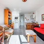 Stunning Apartment In Torremolinos Διαμέρισμα